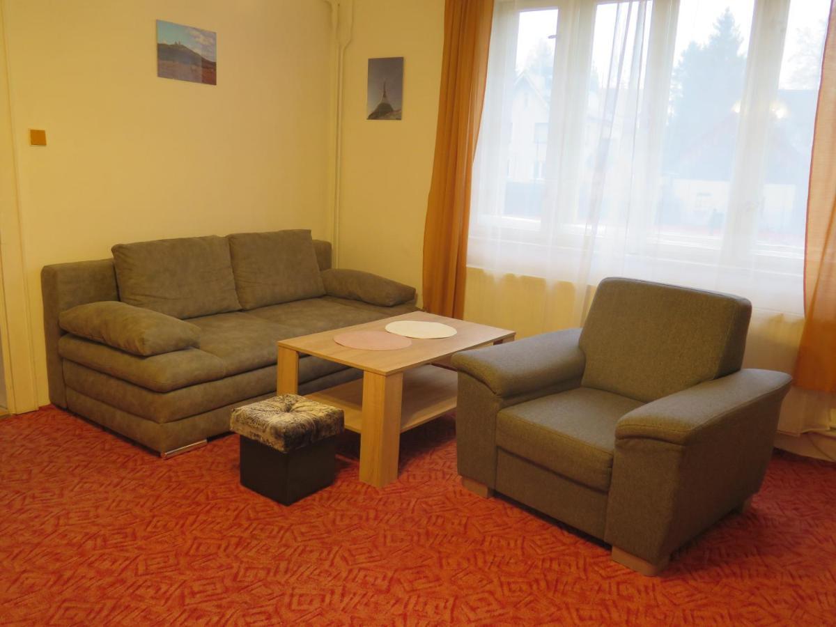 Apartman Hrubá Skála Bagian luar foto