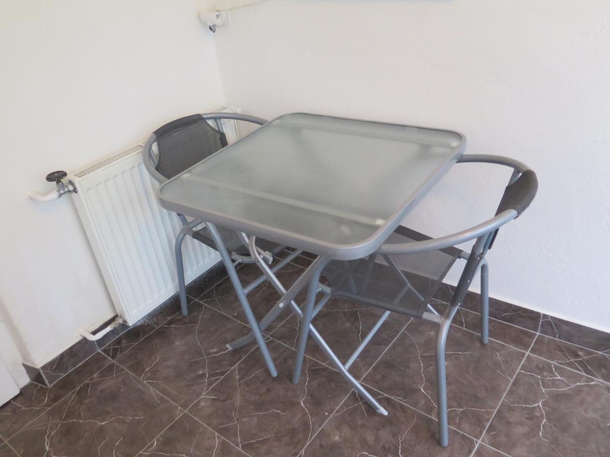 Apartman Hrubá Skála Bagian luar foto